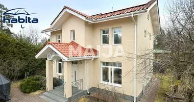 3 bedroom house in Helsinki sub-region, Finland