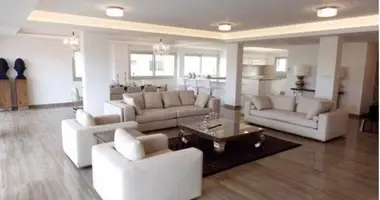 Apartamento 5 habitaciones en Agios Tychonas, Chipre