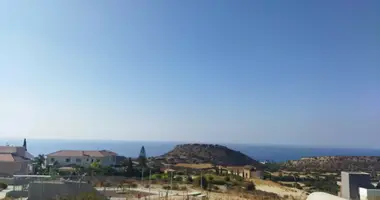 Parcela en Koinoteta Agiou Tychona, Chipre