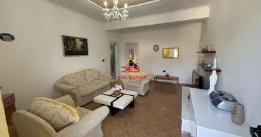 🏘 FOR RENT THE FIRST FLOOR OF A 3-STORY BUILDING IN PAVARËSIA NEIGHBORHOOD, VLORA. 📍 Near Flamurta en Bashkia Vlore, Albania