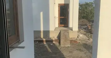 Haus 3 zimmer in Tajirowe, Ukraine