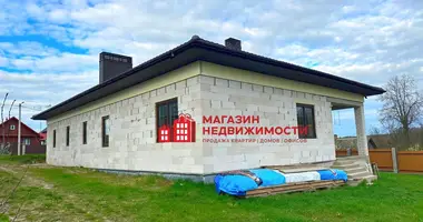 3 room house in Kapciouski sielski Saviet, Belarus
