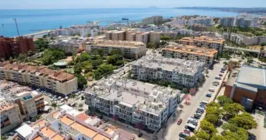 Apartamento 3 habitaciones en Dos Hermanas, Španjolska