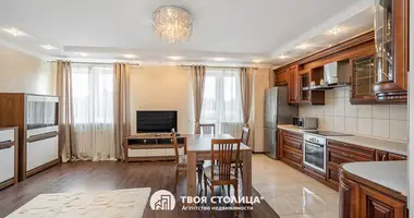 Apartamento 3 habitaciones en Minsk, Belarús