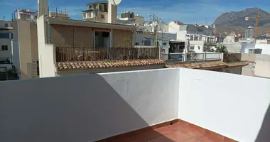 Mieszkanie 3 pokoi w Benidorm, Hiszpania