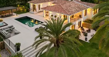 5 bedroom house in San Pedro Alcantara, Spain