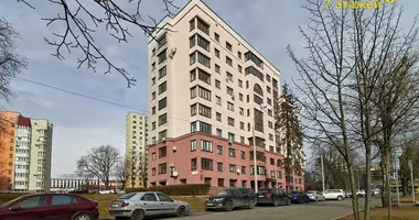 Wohnung 4 zimmer in Minsk, Belarus