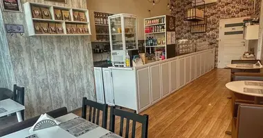 Commercial property 69 m² in Warsaw, Poland