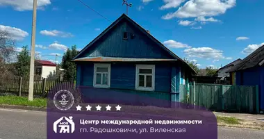 Haus in Radaschkowitschy, Belarus