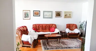 Mieszkanie 3 pokoi w 14 b, Czarnogóra