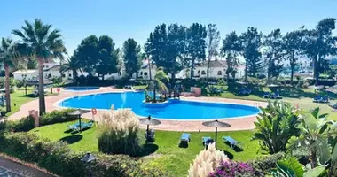 2 bedroom apartment in Manilva, Spain