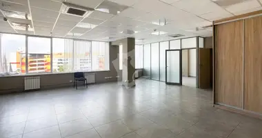 Oficina 84 m² en Minsk, Belarús