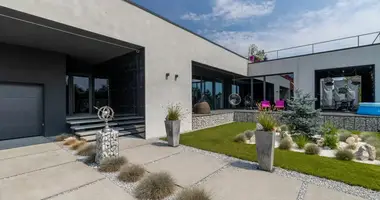 Casa 5 habitaciones en Varsovia, Polonia