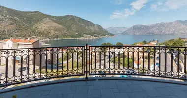 2 bedroom apartment in Dobrota, Montenegro