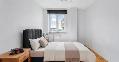 Wohnung 2 zimmer in Warschau, Polen