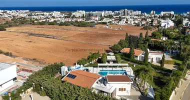 Вилла в Паралимни, Кипр