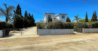 Villa en Paralimni, Chipre
