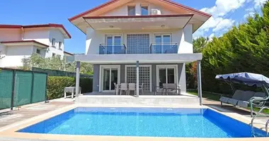Dom 3 pokoi w Ölüdeniz, Turcja