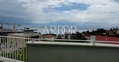 Квартира 3 спальни в Icici, Хорватия