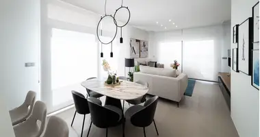 2 bedroom apartment in Benidorm, Spain