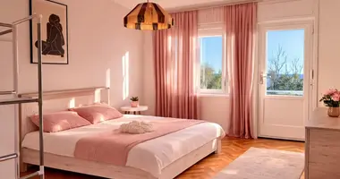 Apartamento 3 habitaciones en 7, Montenegro