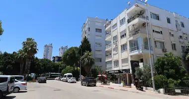 Квартира 4 комнаты в Муратпаша, Турция