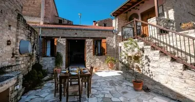 5 bedroom house in Lofou, Cyprus