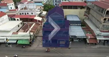 Maison 6 chambres dans Sangkat Tuol Sangkae 1, Cambodge