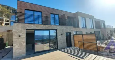 Villa 4 chambres dans Skaljari, Monténégro