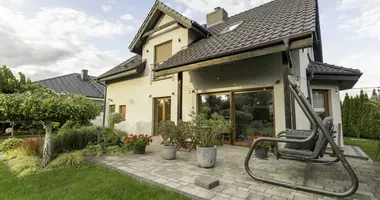 6 room house in Smolice, Poland
