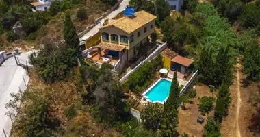 4 bedroom house in Fuengirola, Spain