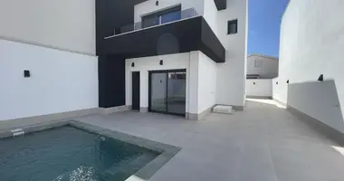 Villa 3 bedrooms in Almoradi, Spain