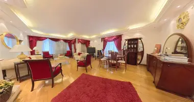 Mieszkanie 6 pokojów w Muratpasa, Turcja