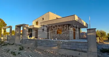2 bedroom house in Nea Kallikrateia, Greece