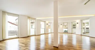 Apartamento 5 habitaciones en Viena, Austria