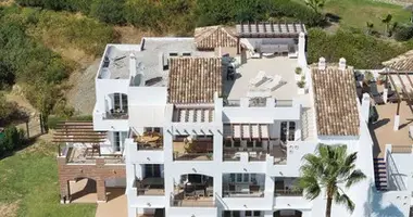 3 bedroom apartment in Benahavis, Spain