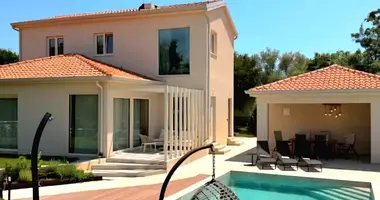 Villa 4 bedrooms in Grad Porec, Croatia