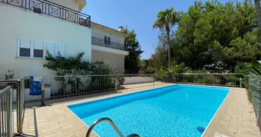 Дом 4 спальни в Пареклисия, Кипр