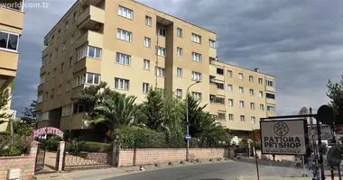 4 room apartment in Necip Fazil Kisakurek Caddesi, Turkey