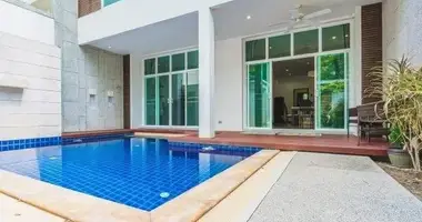 3 bedroom townthouse in Ban Bang Thao, Thailand