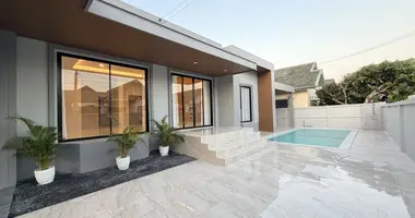 Villa 4 bedrooms in Huai Yai, Thailand