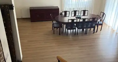 Haus 4 Schlafzimmer in Limassol, Zypern