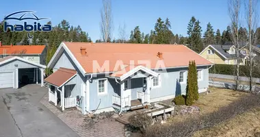 Дом 4 комнаты в Лието, Финляндия