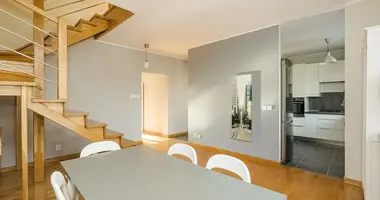 Apartamento 4 habitaciones en Varsovia, Polonia