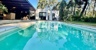 4 bedroom house in Punta Ballena, Uruguay