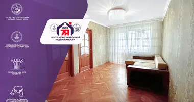 Mieszkanie 3 pokoi w Soligorsk, Białoruś