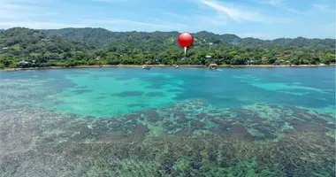 Haus 9 Schlafzimmer in Roatan, Honduras