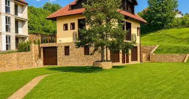 4 bedroom house in Montenegro