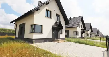 Квартира в Wielka Wies, Польша