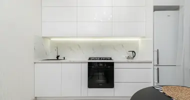 Apartamento 3 habitaciones en Minsk, Belarús